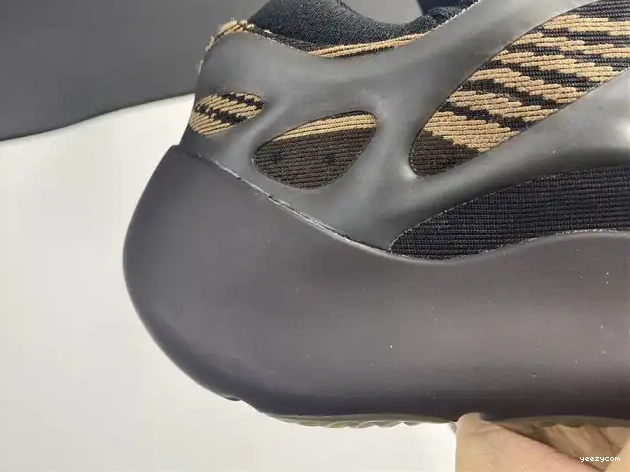 ADIDAS YEEZY V3 GY0189 700 0514